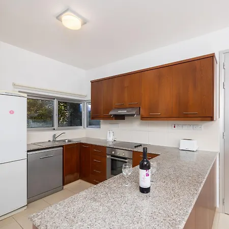 Coral Bay 4 Villa Peyia